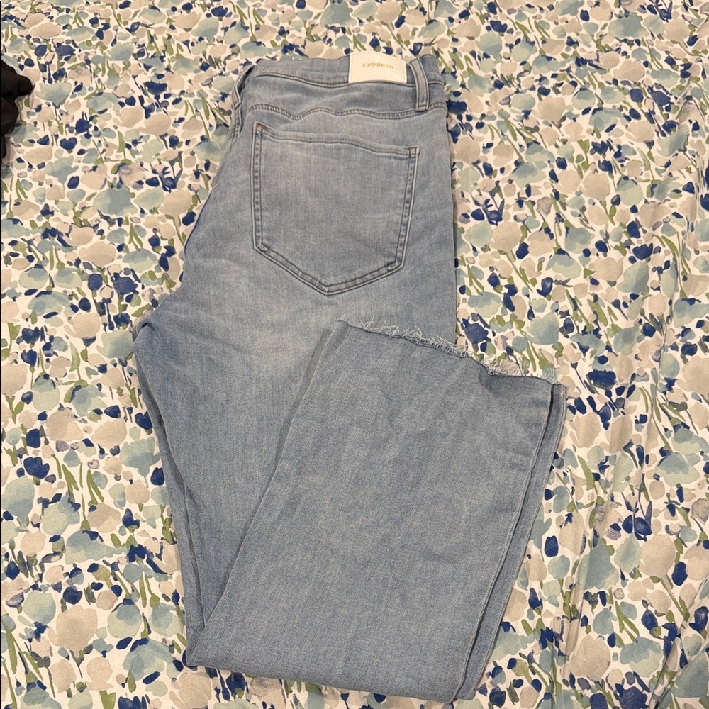 Express Light Wash Women's Ankle Jeans